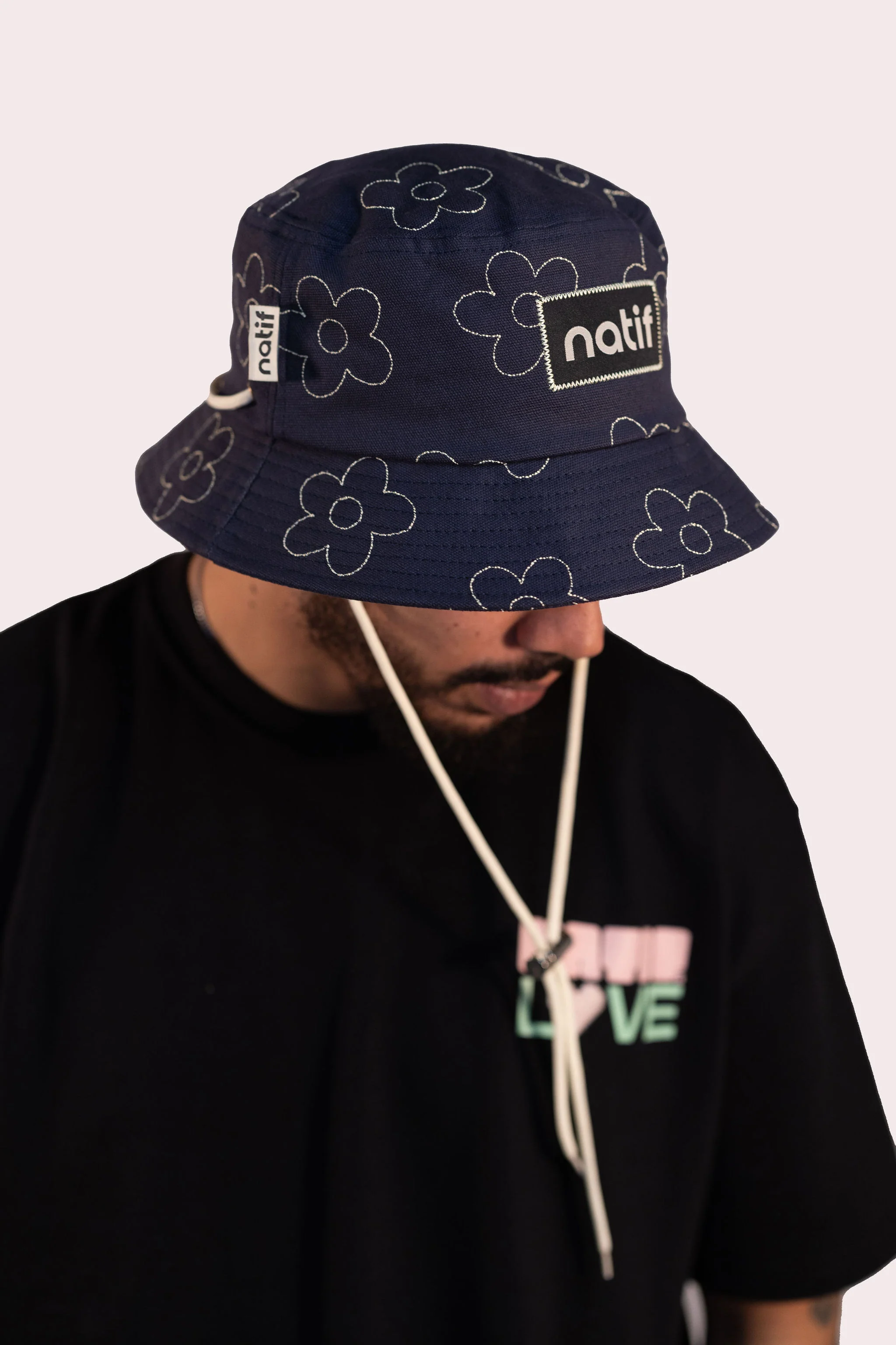 Bob Top Stitching Flowers