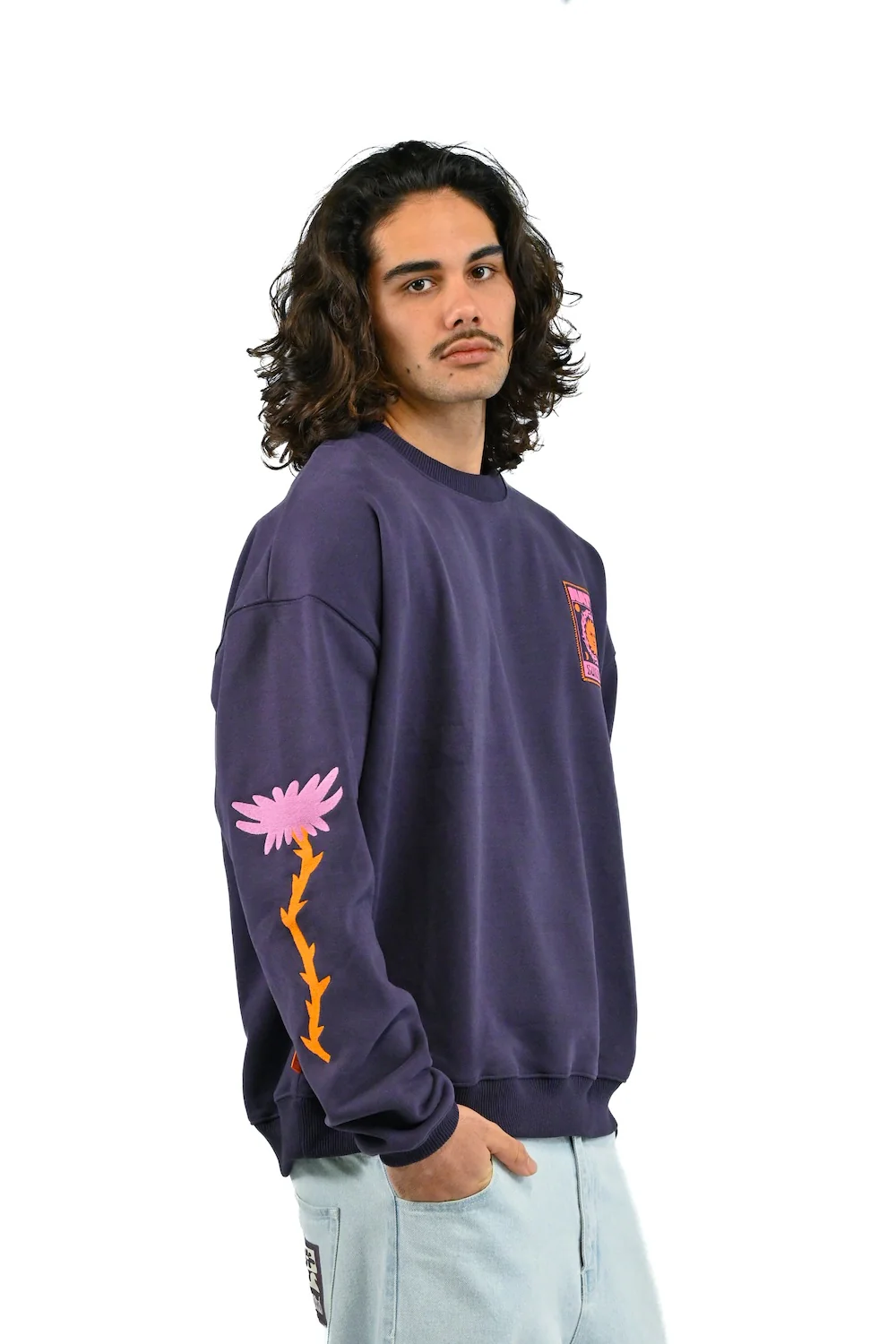 Sweat loose sunburn elements - Image 3