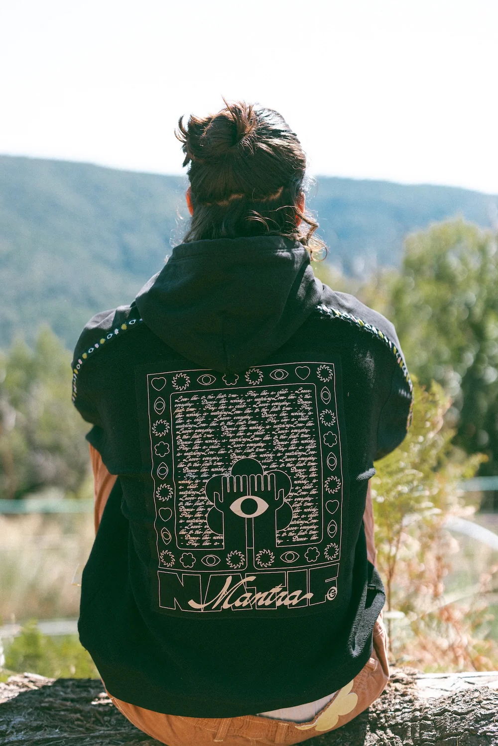 Hoodie Reversed Mantra - Image 5