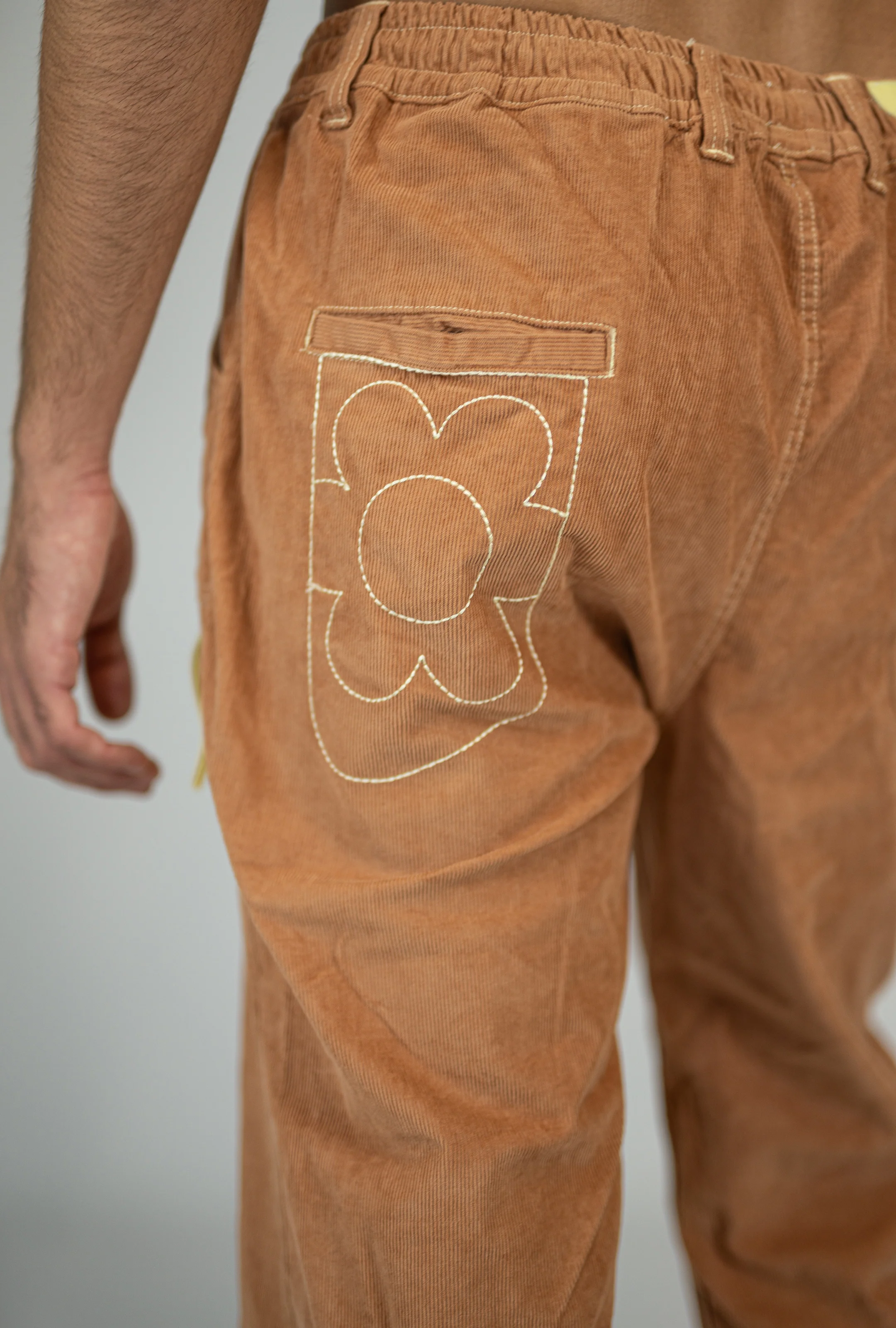 Pantalon Corduroy Flower - Image 2