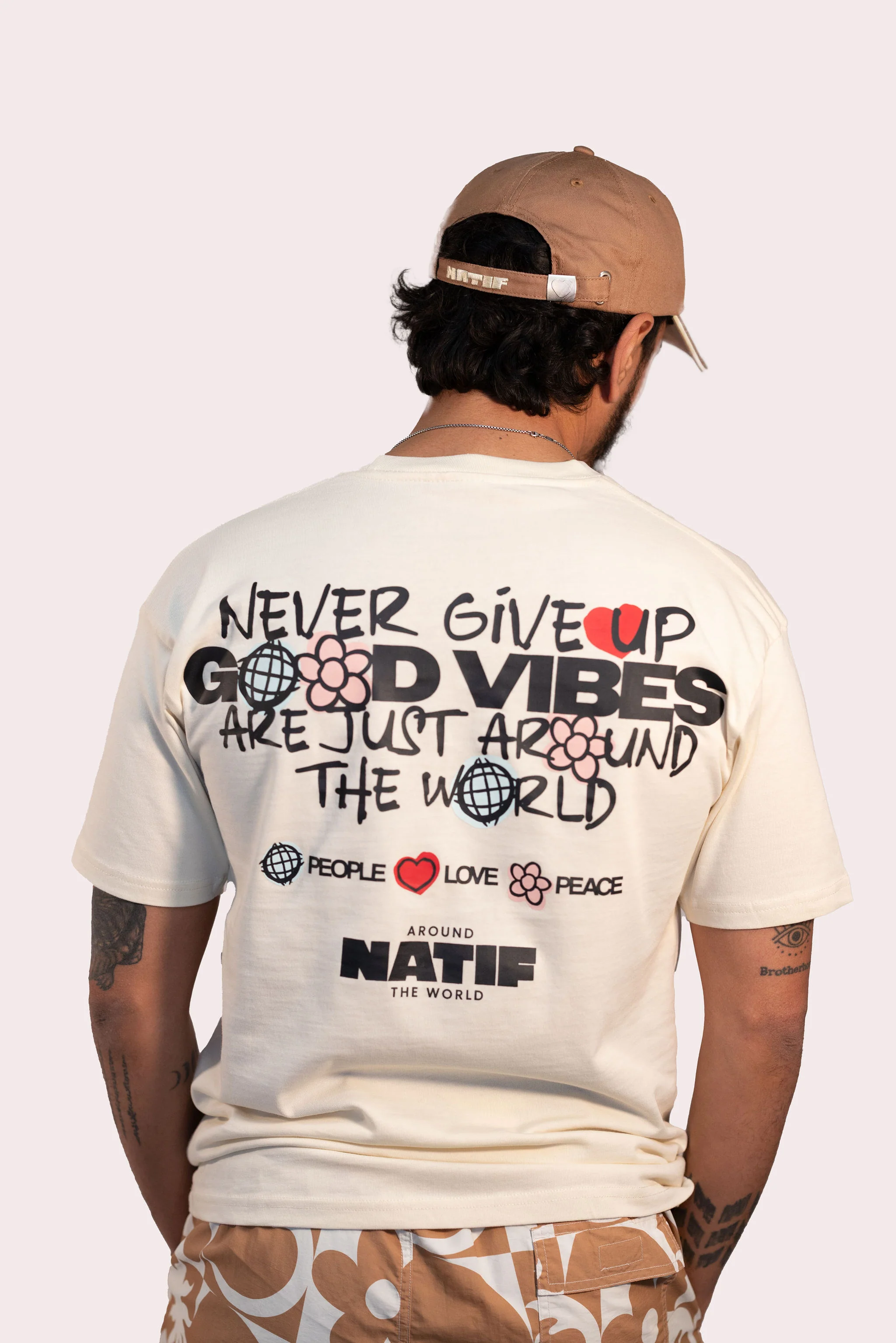 T-Shirt Around The World - Image 5